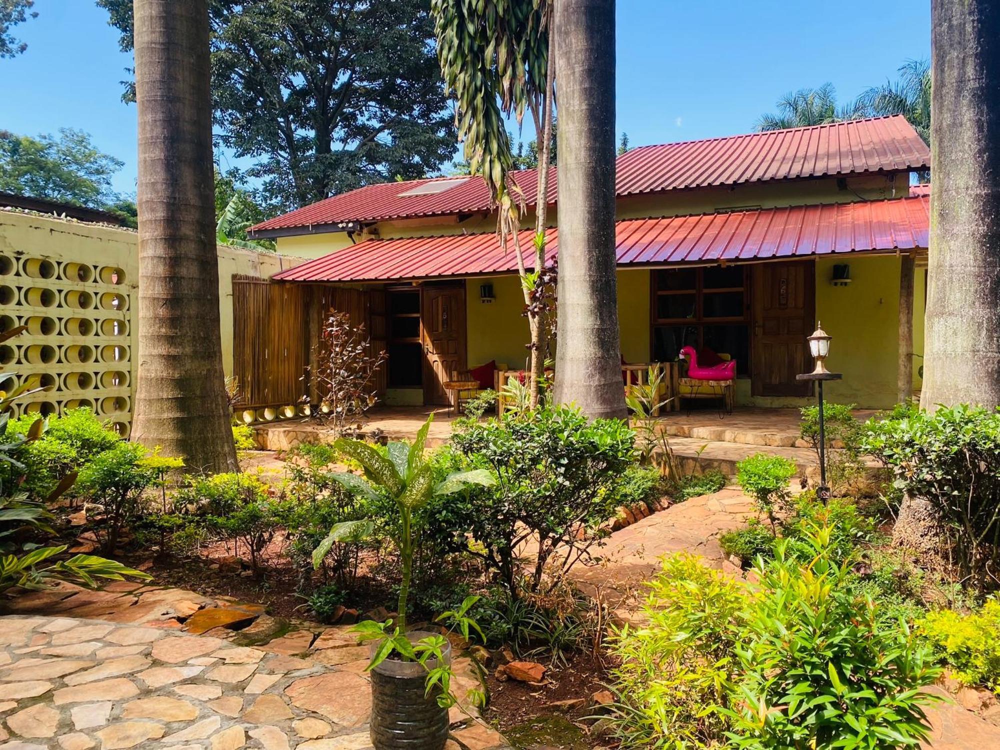 Afro Smile Hotel & Guest House Jinja Exterior foto